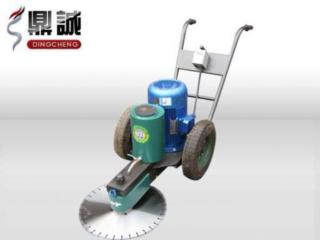 點(diǎn)擊查看詳細(xì)信息<br>標(biāo)題：手推式切樁機(jī) 閱讀次數(shù)：14033