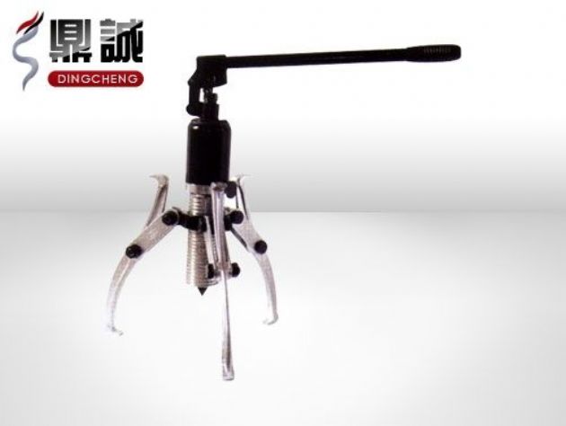 點擊查看詳細信息<br>標(biāo)題：整體式液壓拉馬 閱讀次數(shù)：5180